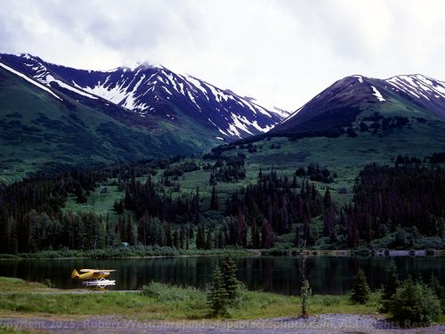 Summit Lake Floatplane